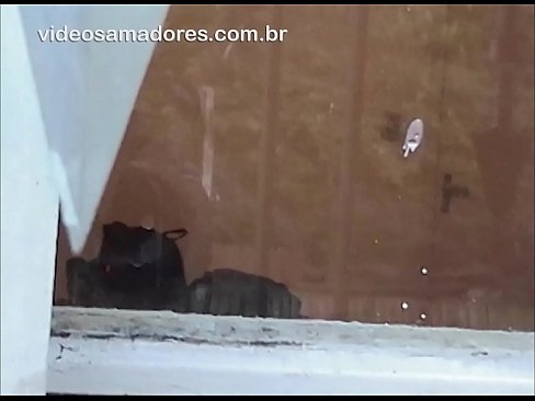 ❤️ Homem excitado a ver a sua namorada com outro tipo, a gravar um vídeo sem perturbar o casal ❤️ Sexo superior em nós ❤