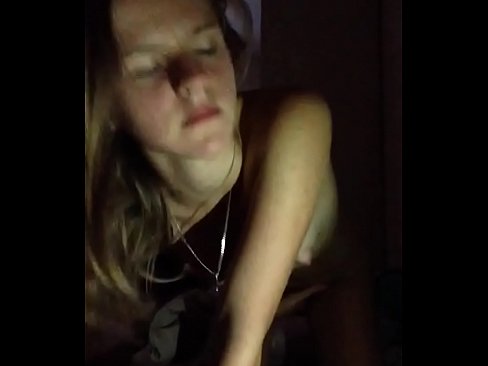 ❤️ Uma rapariga masturba-se e ejacula ❤️ Sexo superior em nós ❤